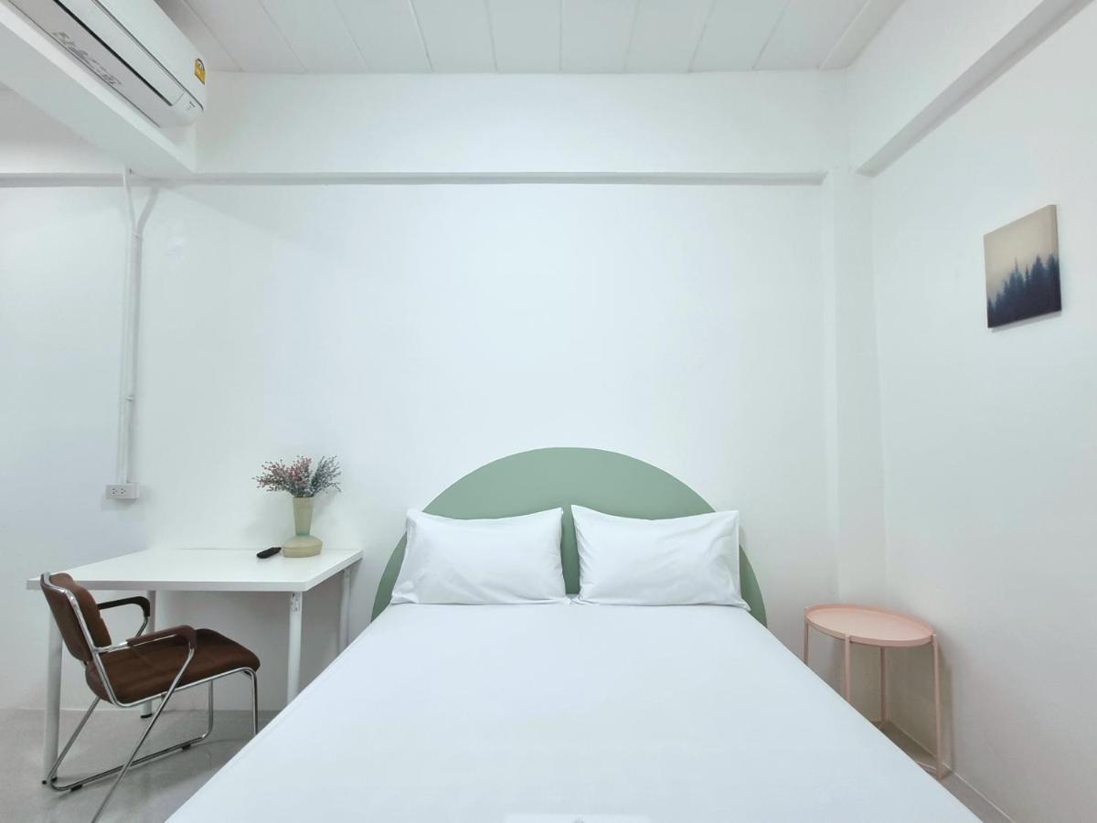 The Zai Apartment Ban Krathum Lom Eksteriør bilde