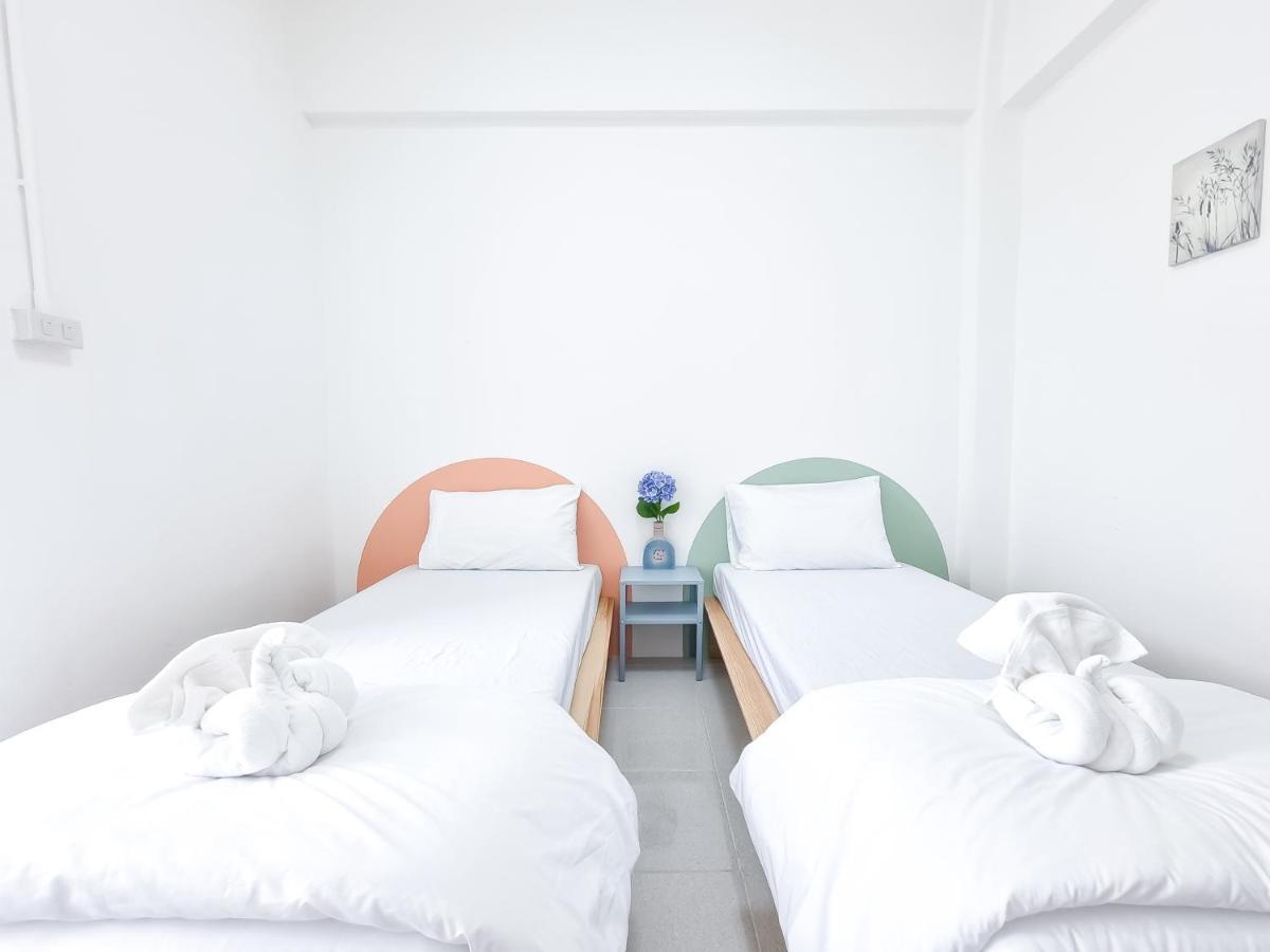 The Zai Apartment Ban Krathum Lom Eksteriør bilde
