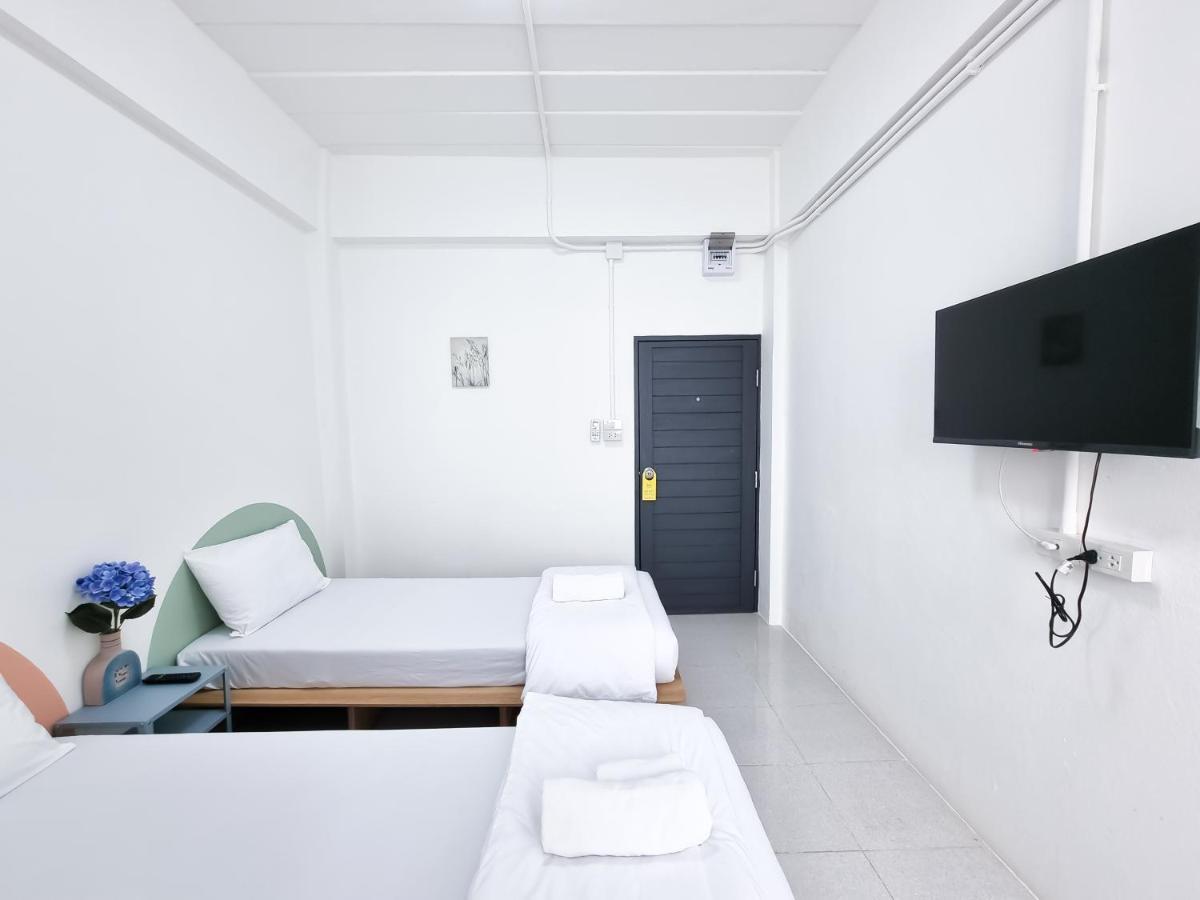 The Zai Apartment Ban Krathum Lom Eksteriør bilde